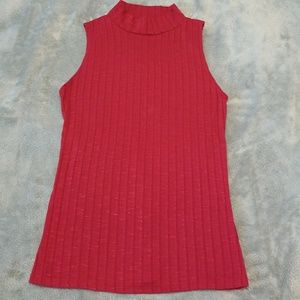 Turtleneck sleeveless top